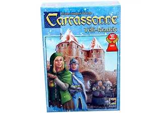 A Carcassonne Winter Edition társasjáték doboza, amelyen egy havas környezetben álló középkori kastély látható, illusztrált szereplőkkel és a klasszikus lapelhelyezős stratégiai témával